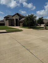 3222 Rheims Dr in Midlothian, TX - Building Photo