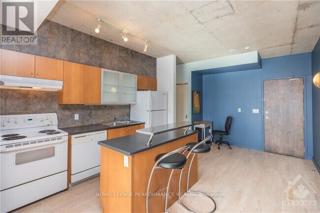 383 Cumberland St in Ottawa, ON - Building Photo - Building Photo