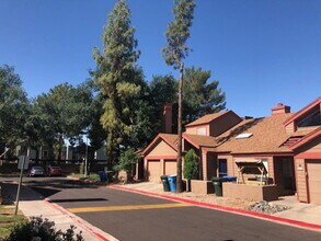 14002 N 49th Ave in Glendale, AZ - Building Photo - Building Photo