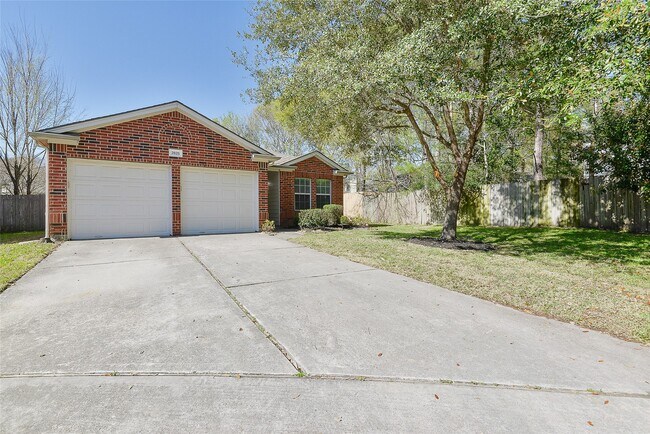 2825 Woodspring Forest Dr in Houston, TX - Building Photo - Building Photo