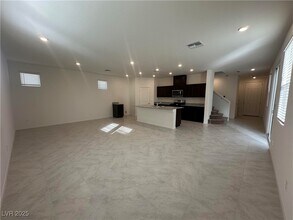 9097 Vesey Ave in Las Vegas, NV - Building Photo - Building Photo
