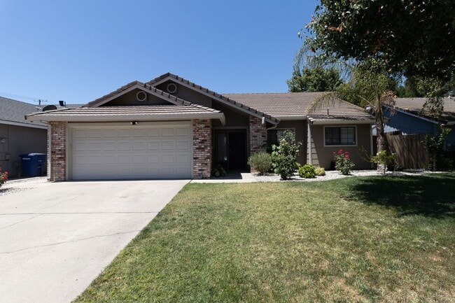 property at 805 Rosemore Ave