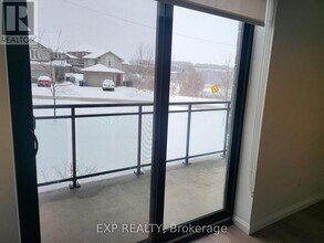 144 Watson Rd N in Guelph, ON - Building Photo - Building Photo