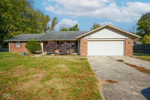 2226 Mabel Dr in Anderson, IN - Building Photo