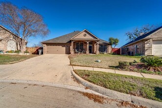 1108 Meandering Dr in Wylie, TX - Building Photo - Building Photo