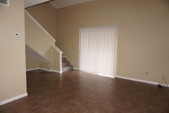 5493 Pinehaven Ct in Jacksonville, FL - Building Photo - Building Photo