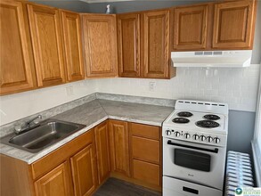 62 E Garrison St in Bethlehem, PA - Building Photo - Building Photo