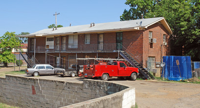 650 Danny Thomas Blvd in Memphis, TN - Foto de edificio - Building Photo