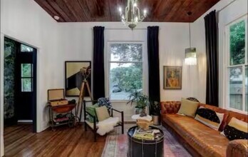 3617 Ave Q 1/2 in Galveston, TX - Building Photo - Building Photo