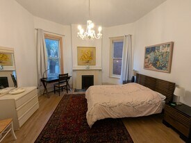 1816 W Grace St, Unit A in Richmond, VA - Building Photo