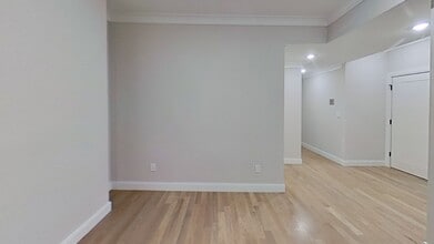 45 Englewood Ave, Unit 3 in Boston, MA - Building Photo - Building Photo