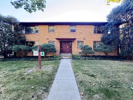 321 Palomino Ln, Unit 2S Apartamentos