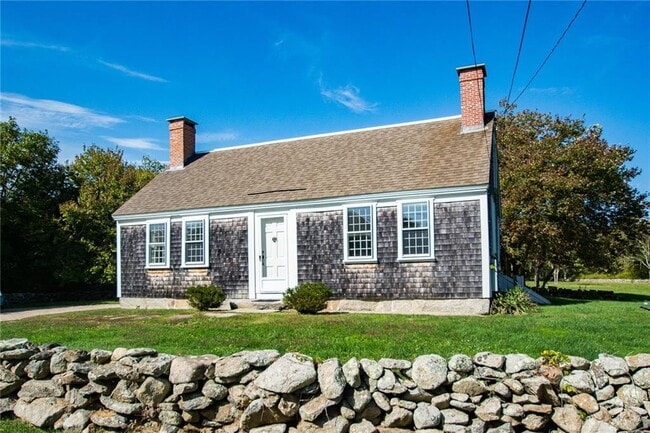 15 Snell Rd in Little Compton, RI - Building Photo - Building Photo