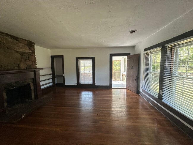 1281 Otter Hill Rd in Bedford, VA - Building Photo - Building Photo