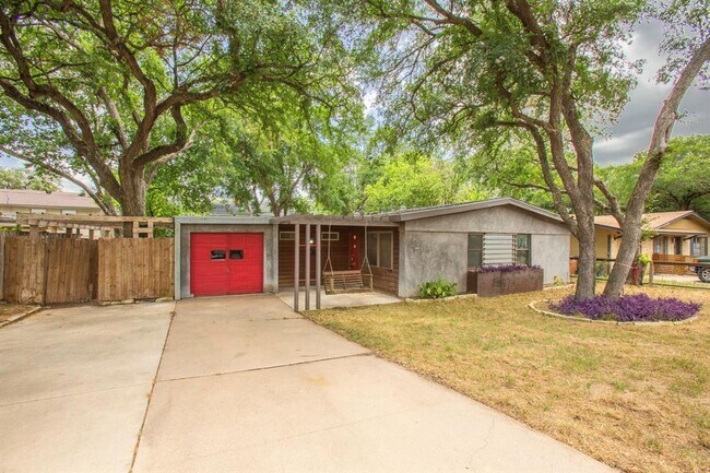 5403 Kings Hwy in Austin, TX - Building Photo - Building Photo