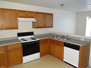 3414 Cantabrian Dr-Unit -D in Killeen, TX - Building Photo - Building Photo