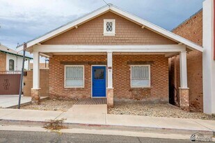 90 W 2nd St in Yuma, AZ - Building Photo