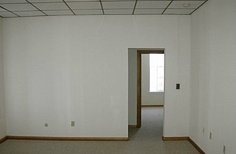 The Old Lincoln Street Apartments in Worcester, MA - Building Photo - Interior Photo