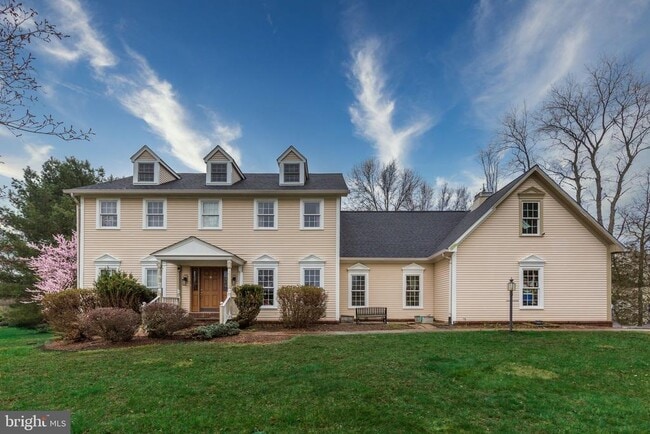 property at 22039 Foxlair Rd