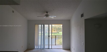 2301 W Preserve Way, Unit 306 in Miramar, FL - Building Photo - Building Photo