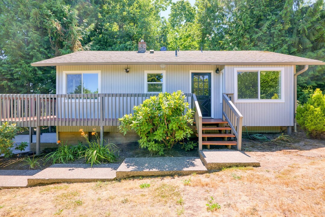9333 S View Point Ter in Portland, OR - Building Photo