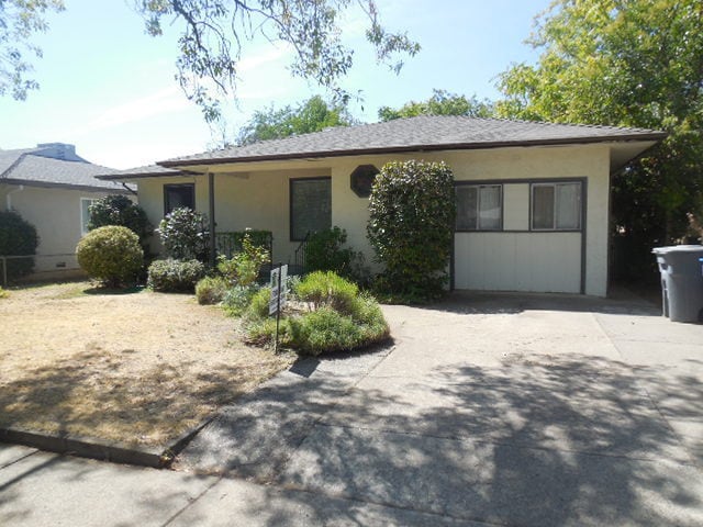 property at 2026 Canal Dr