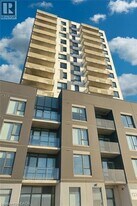 1333 Weber St E in Kitchener, ON - Building Photo
