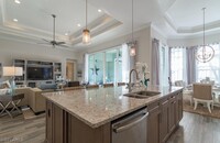 6427 Pembroke Wy in Naples, FL - Building Photo - Building Photo