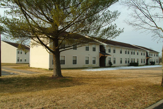 Ashley Oaks Apartments in Richmond, VA - Foto de edificio - Building Photo