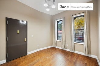 Private bedroom in 4 bed/1 bath Home in New York, NY - Building Photo - Building Photo
