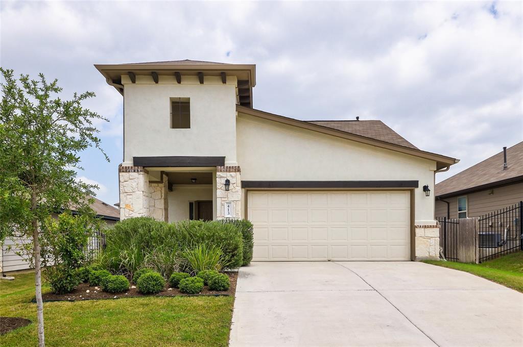 413 Callahan Ln in Leander, TX - Building Photo