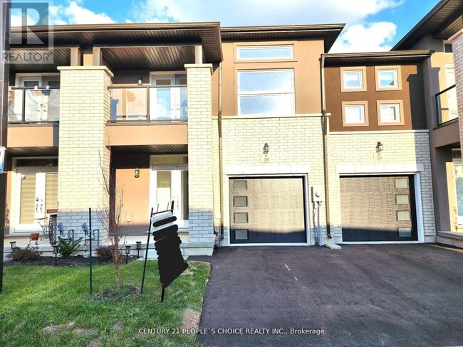 38 Renfrew Trl