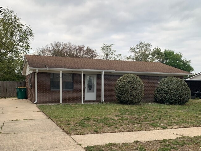 property at 806 Blvd de Orleans Blvd