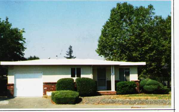 20540-20558 Birch Rd in Sonoma, CA - Foto de edificio