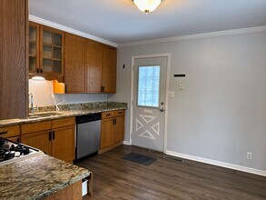 905 Brentwood Dr in Joliet, IL - Foto de edificio - Building Photo