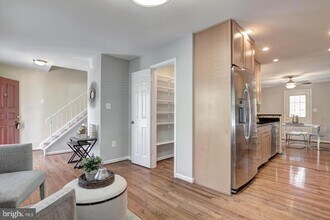 3147 Bayswater Ct in Fairfax, VA - Building Photo - Building Photo