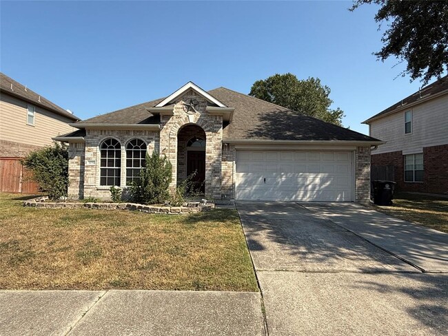 18710 Woodbreeze Dr in Humble, TX - Building Photo - Building Photo