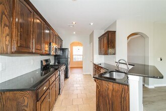 8905 NW 106th St in Oklahoma City, OK - Building Photo - Building Photo