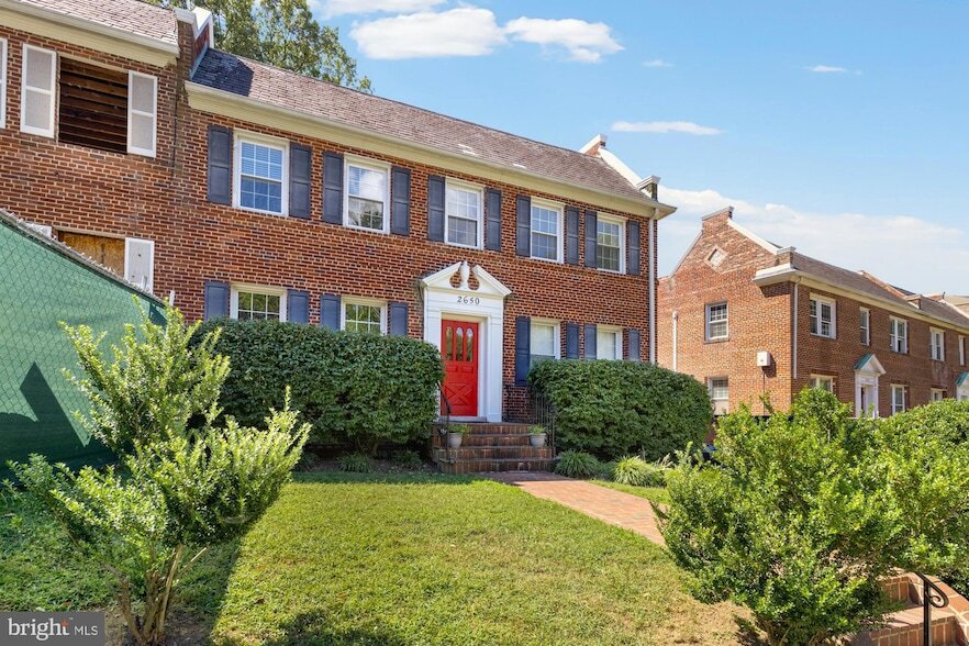 2650 39th St NW, Unit 3 in Washington, DC - Building Photo