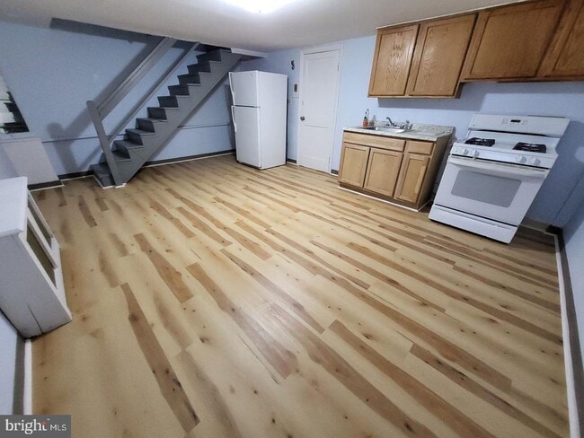 property at 2531 Mosher St