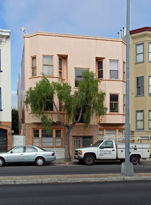 630 Guerrero St in San Francisco, CA - Foto de edificio