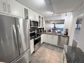 2920 SW 22nd Ave in Delray Beach, FL - Foto de edificio - Building Photo