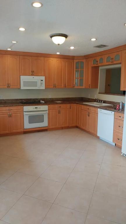 11480 Tara Dr in Plantation, FL - Building Photo - Building Photo