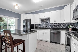 165 Grand Oaks Dr in Ladson, SC - Building Photo - Building Photo