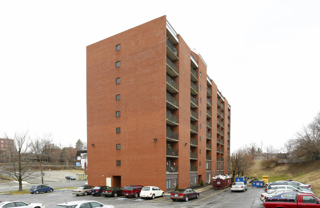 Washington Arbors in Washington, PA - Building Photo - Building Photo