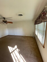 5609 Irwin Rd in Amarillo, TX - Foto de edificio - Building Photo