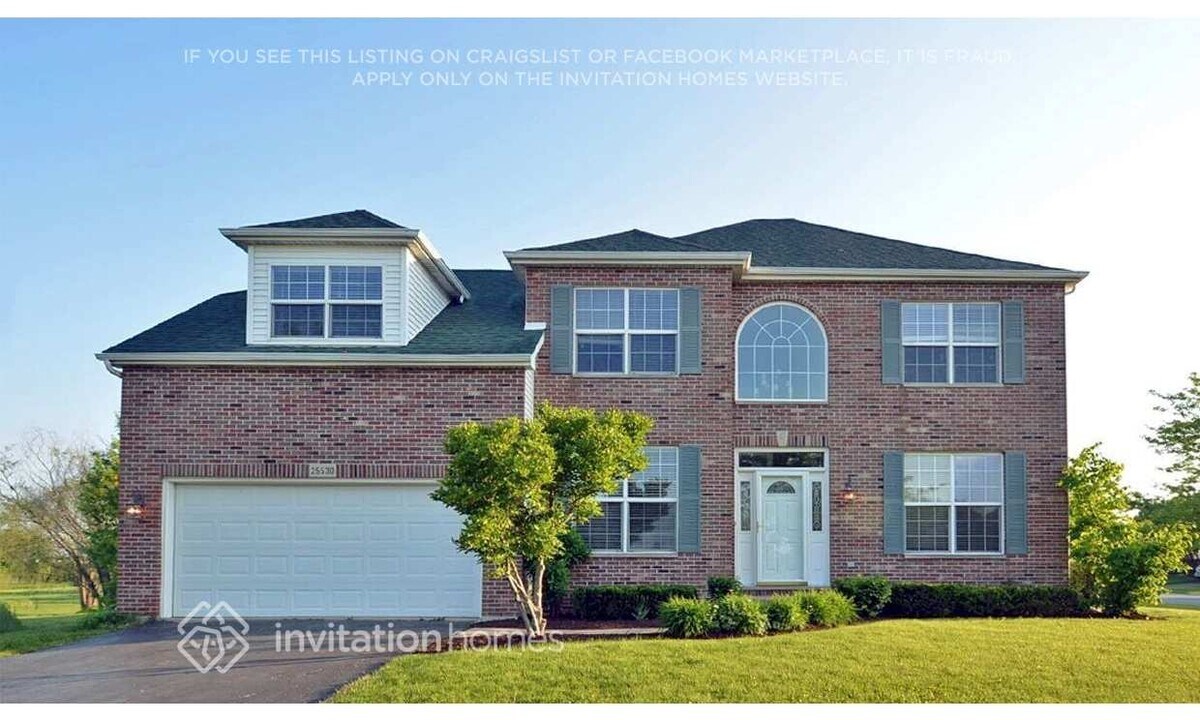 25530 Blakely Dr in Plainfield, IL - Building Photo