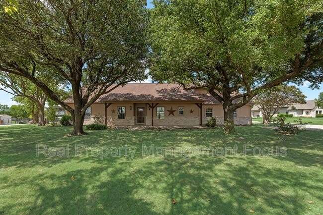 property at 1255 Vineyard Rd