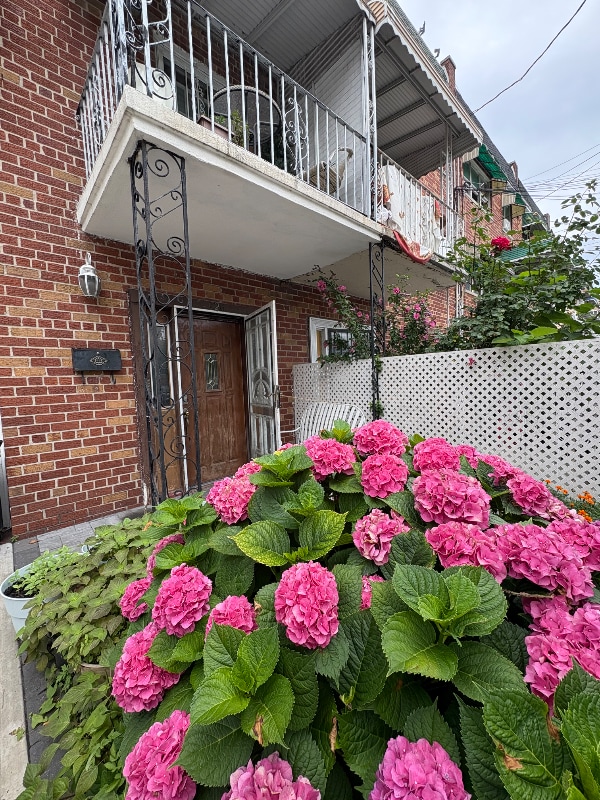 726 Soundview Ave in Bronx, NY - Building Photo - Building Photo