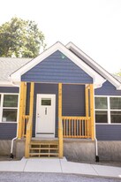 95 N Hills Dr in Crossville, TN - Building Photo